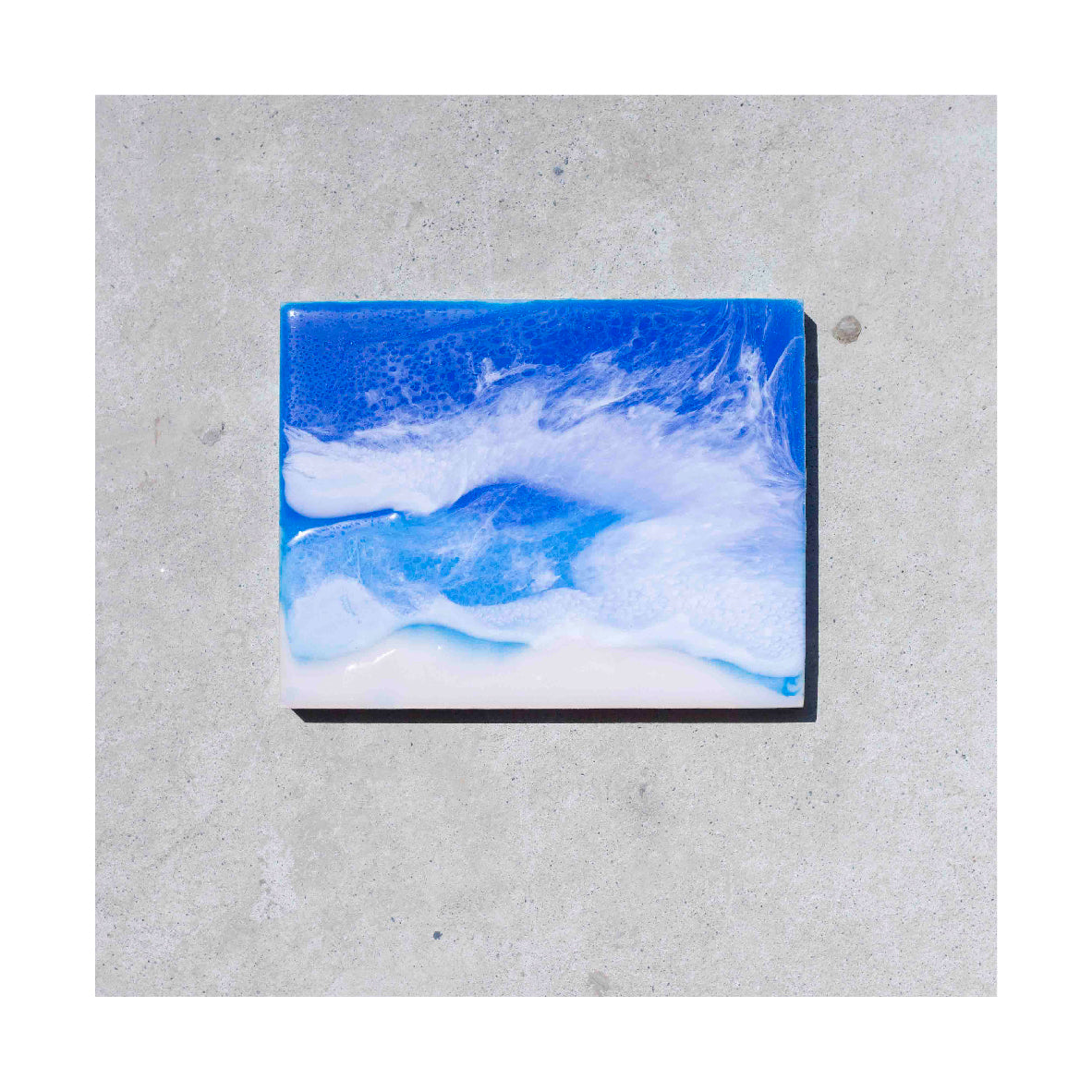 青い海と空のアートプレート 海、あるいは、空 – JIU_GALLERY